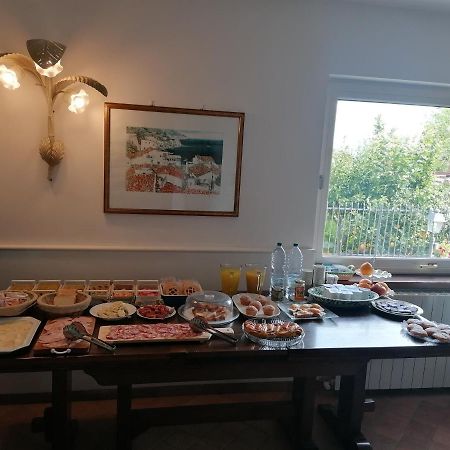 סורנטו B&B Villa Teresa מראה חיצוני תמונה