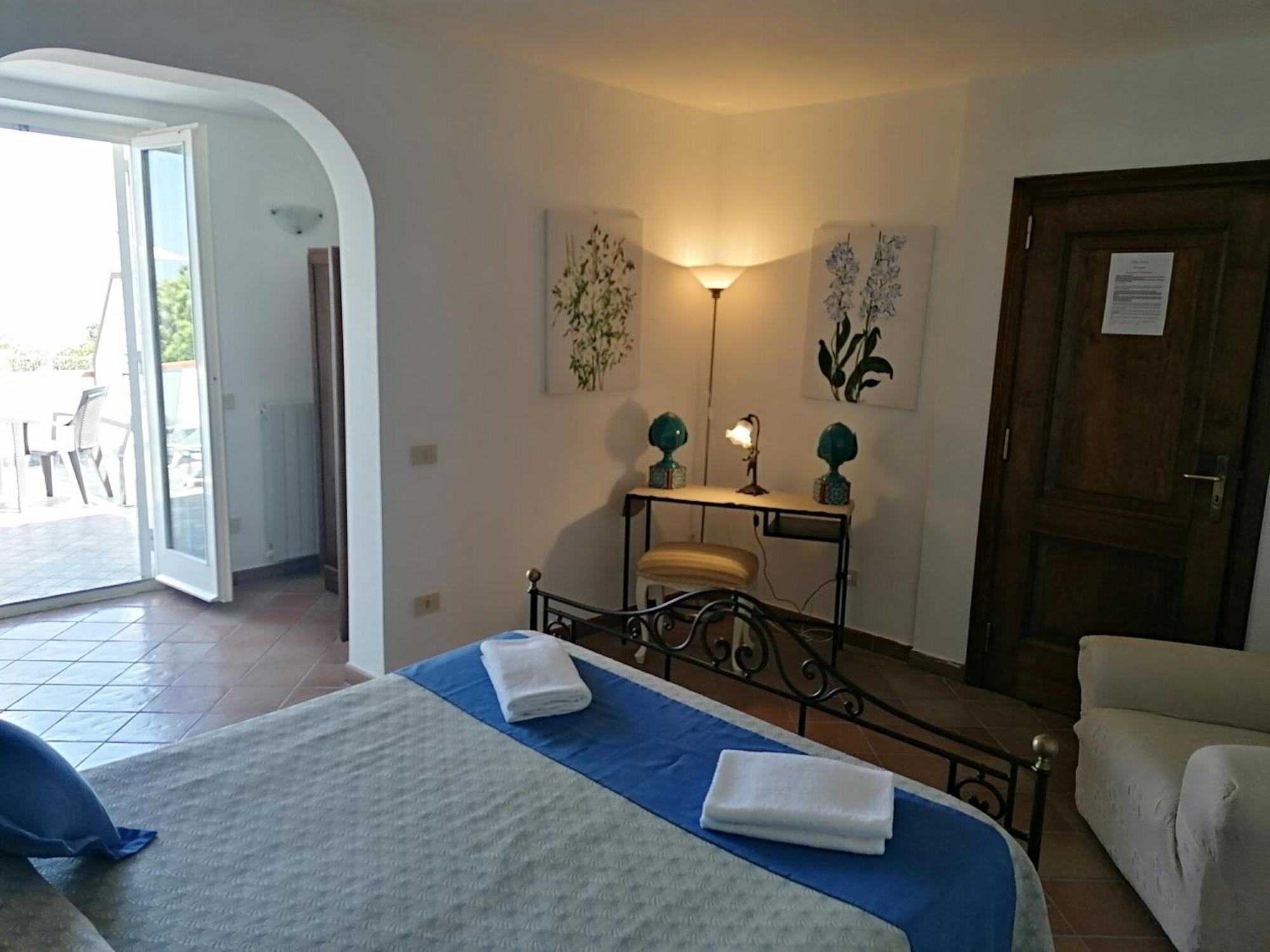סורנטו B&B Villa Teresa מראה חיצוני תמונה
